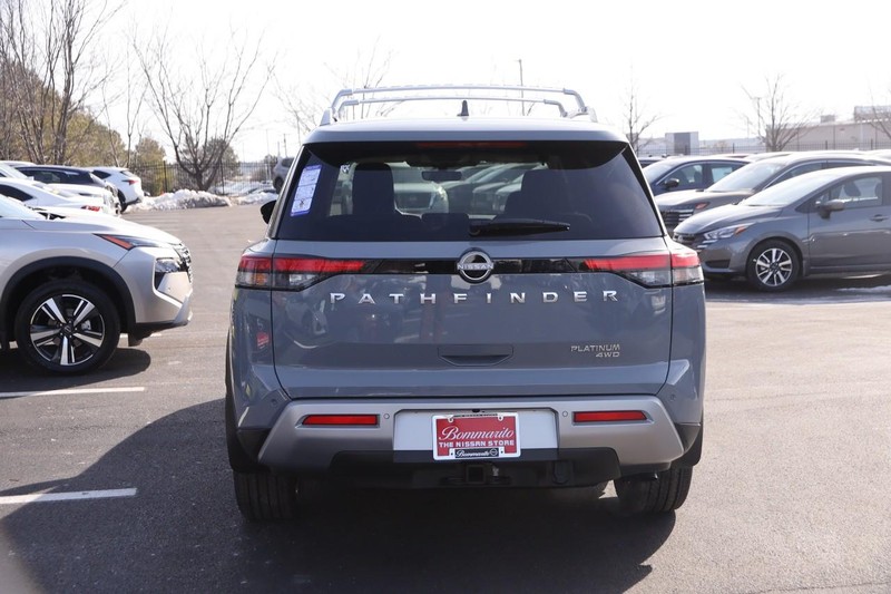 Nissan Pathfinder Vehicle Image 07