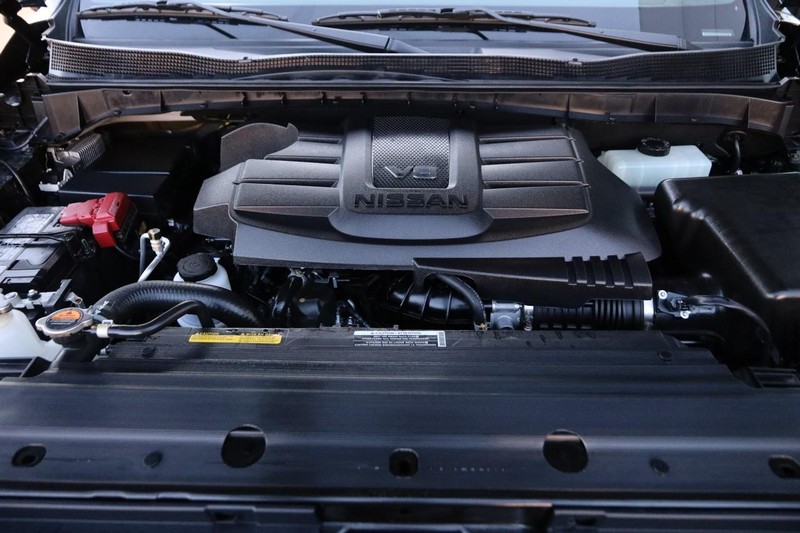 Nissan Titan Vehicle Image 27