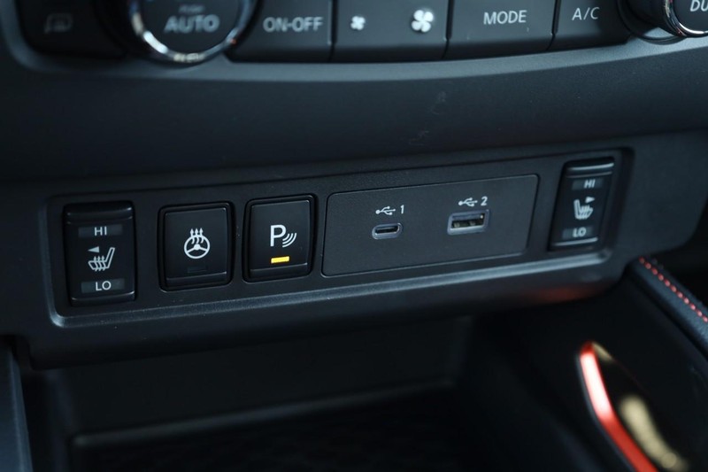 Nissan Frontier Vehicle Image 17