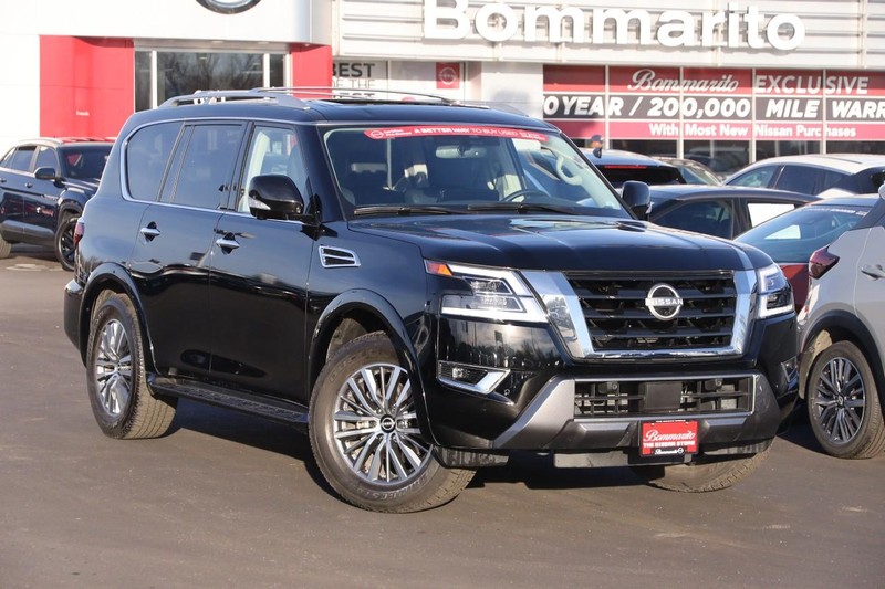 Nissan Armada Vehicle Full-screen Gallery Image 02