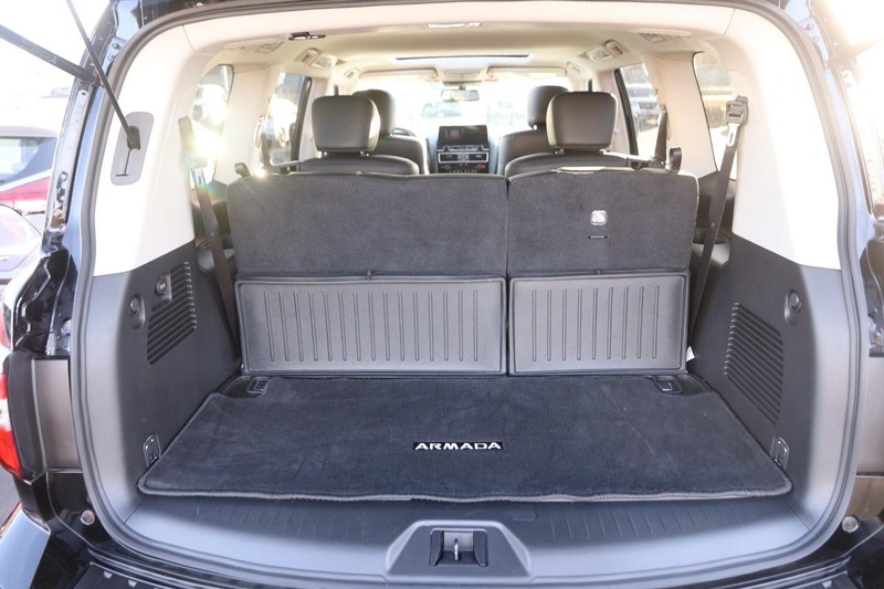 Nissan Armada Vehicle Image 09