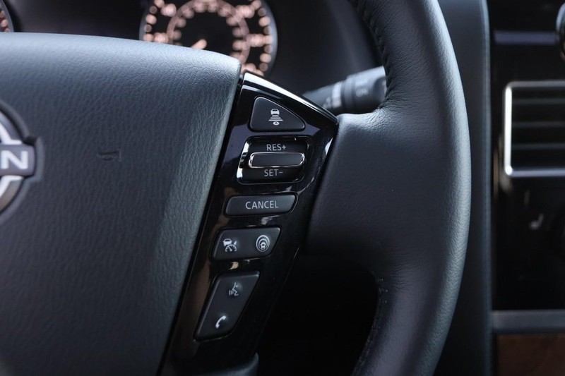 Nissan Armada Vehicle Image 17