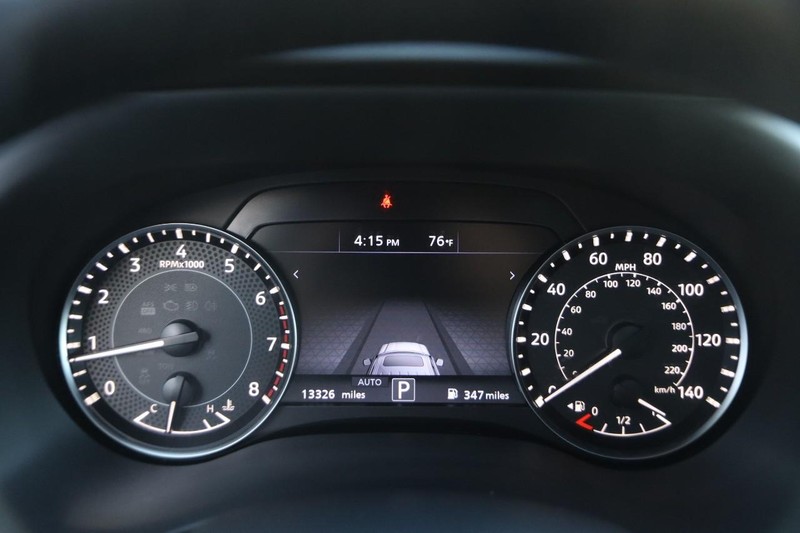 Nissan Armada Vehicle Image 18