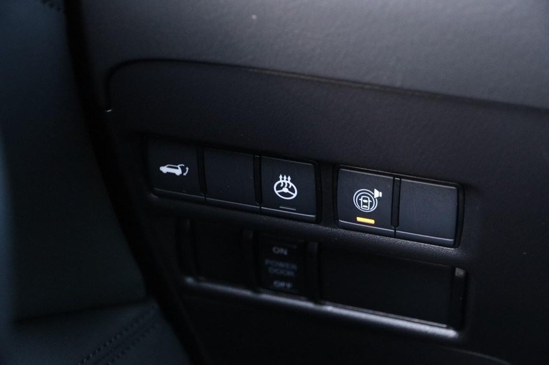 Nissan Armada Vehicle Image 25