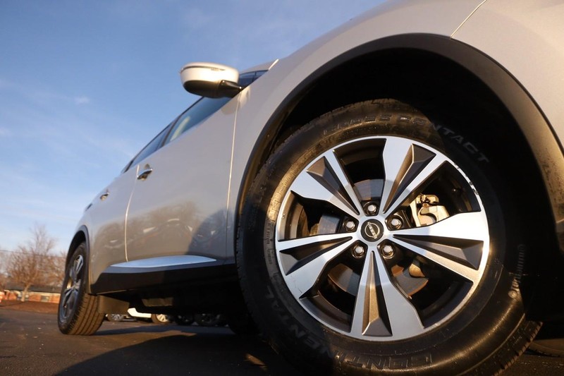 Nissan Murano Vehicle Image 04