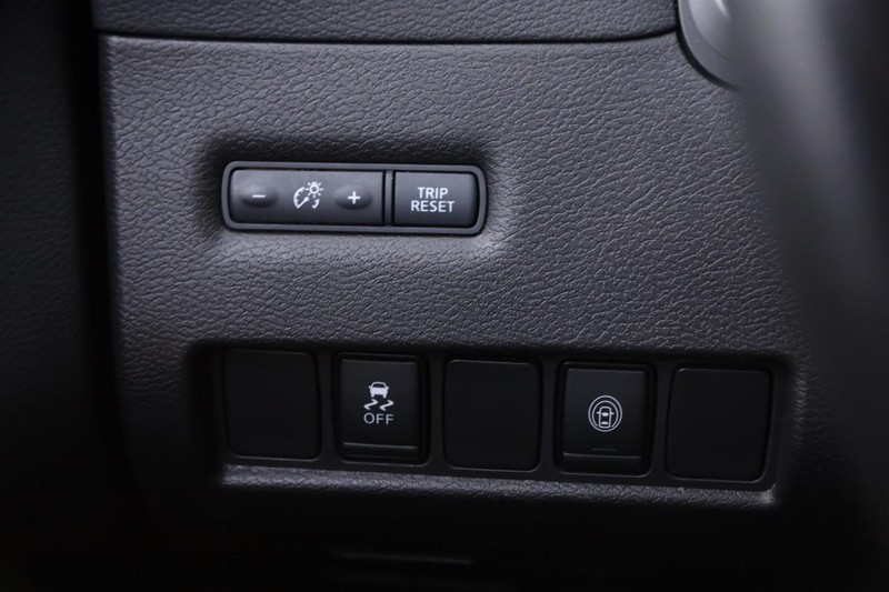 Nissan Murano Vehicle Image 22