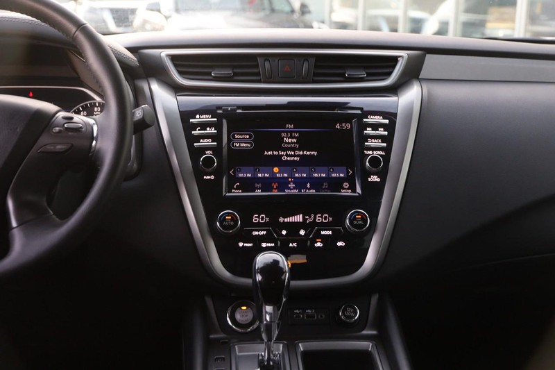 Nissan Murano Vehicle Image 26