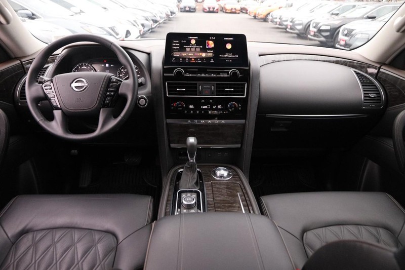 Nissan Armada Vehicle Image 27