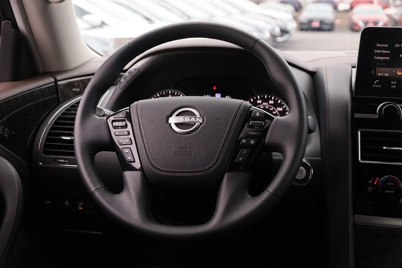 Nissan Armada Vehicle Image 29
