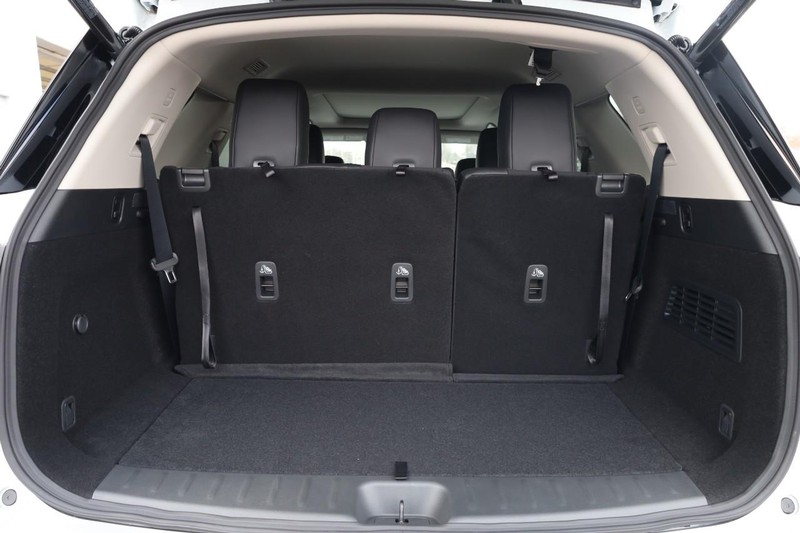 Nissan Pathfinder Vehicle Image 08