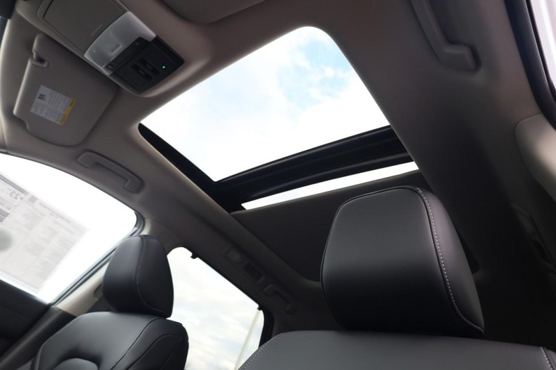Nissan Pathfinder Vehicle Image 22