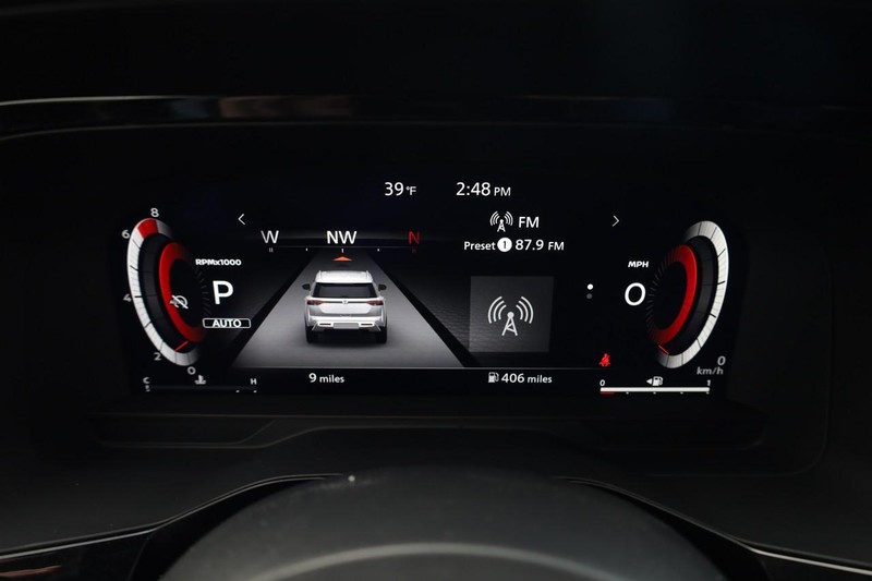 Nissan Pathfinder Vehicle Image 12