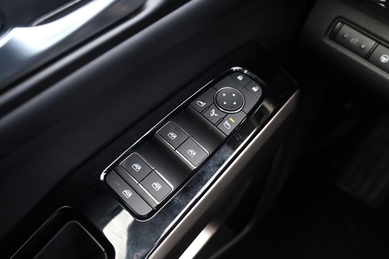 Nissan Pathfinder Vehicle Image 20