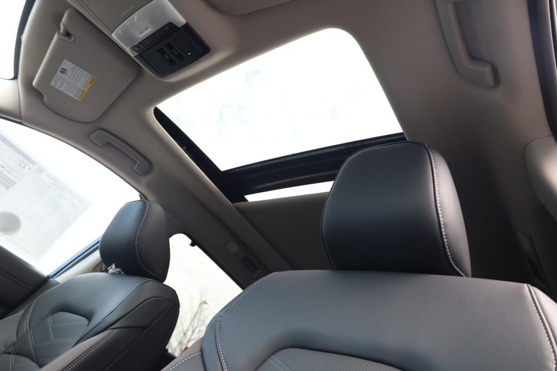 Nissan Pathfinder Vehicle Image 22