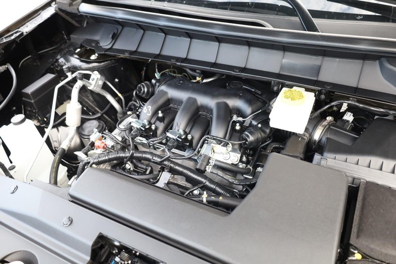 Nissan Pathfinder Vehicle Image 30