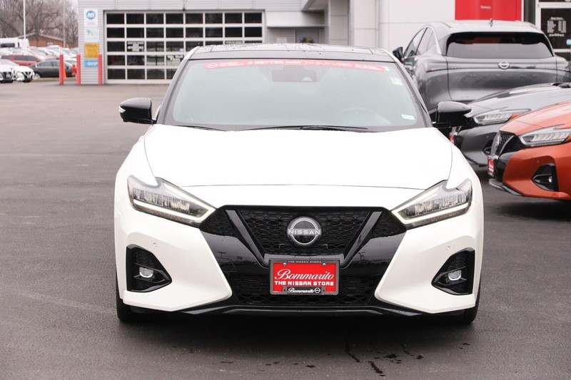 Nissan Maxima Vehicle Image 05