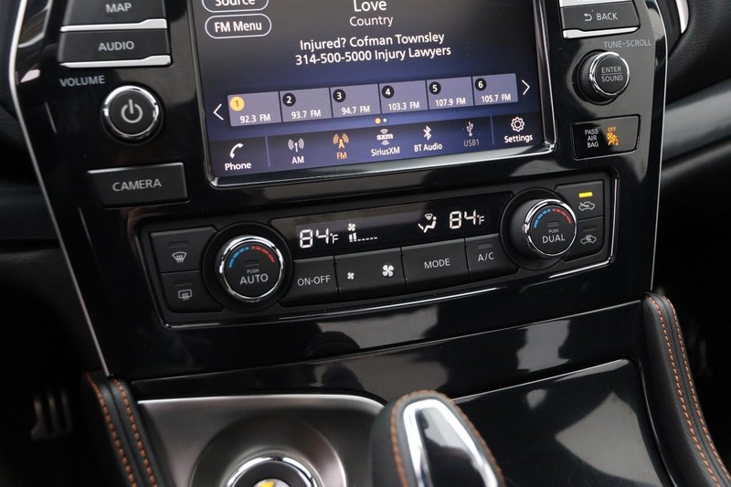 Nissan Maxima Vehicle Image 20