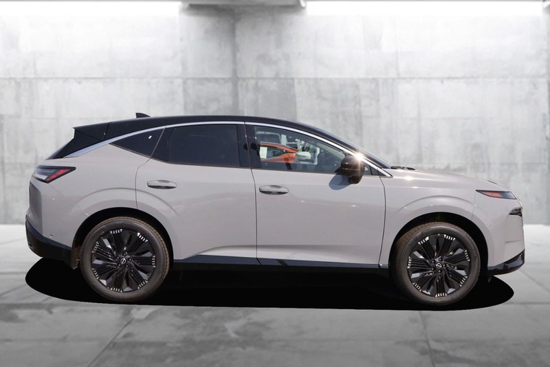 Nissan Murano Vehicle Image 05