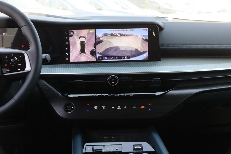 Nissan Murano Vehicle Image 26