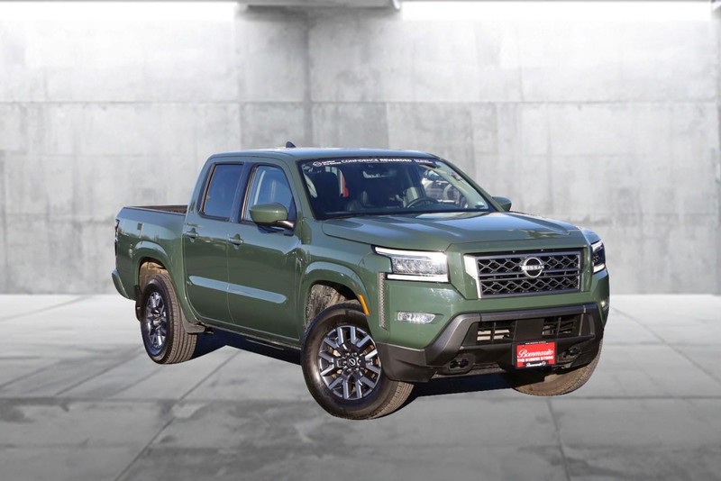 Nissan Frontier Vehicle Image 02