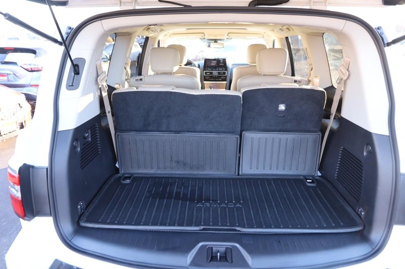Nissan Armada Vehicle Image 07