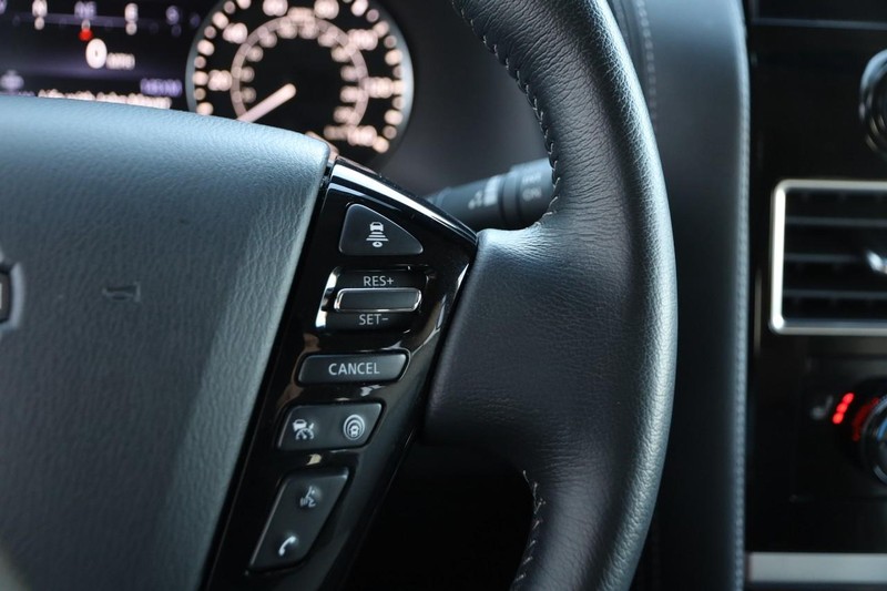 Nissan Armada Vehicle Image 15