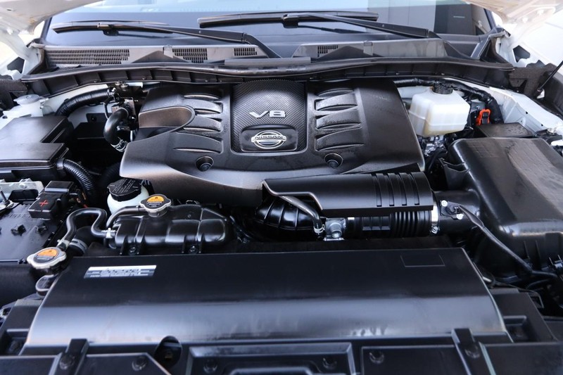 Nissan Armada Vehicle Image 30