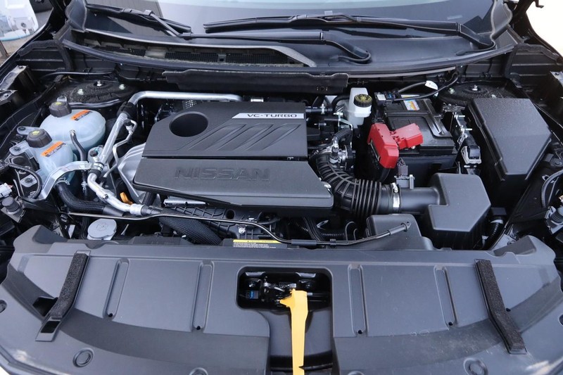 Nissan Rogue Vehicle Image 26