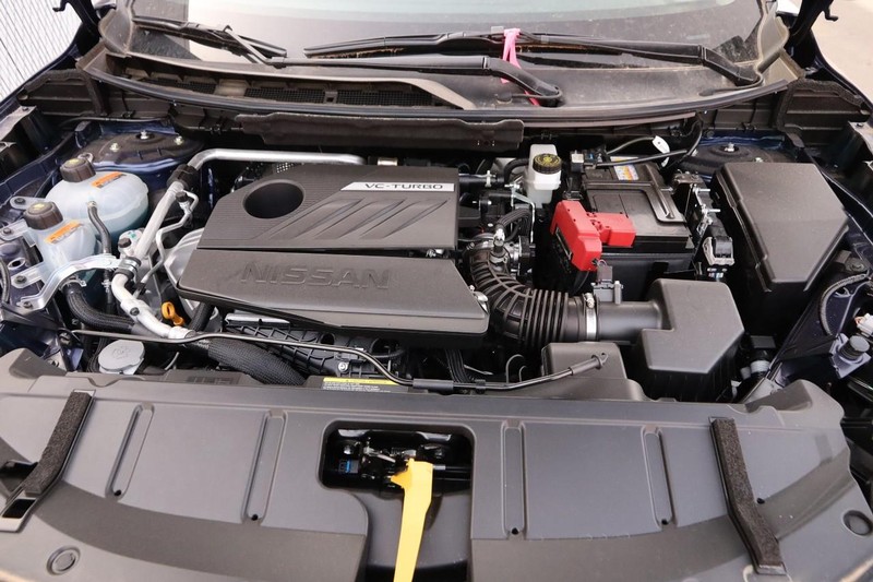 Nissan Rogue Vehicle Image 28