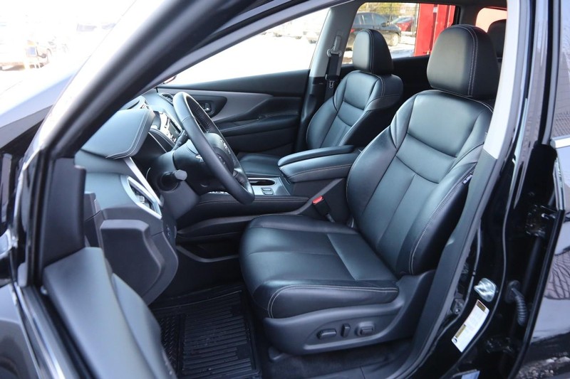 Nissan Murano Vehicle Image 10