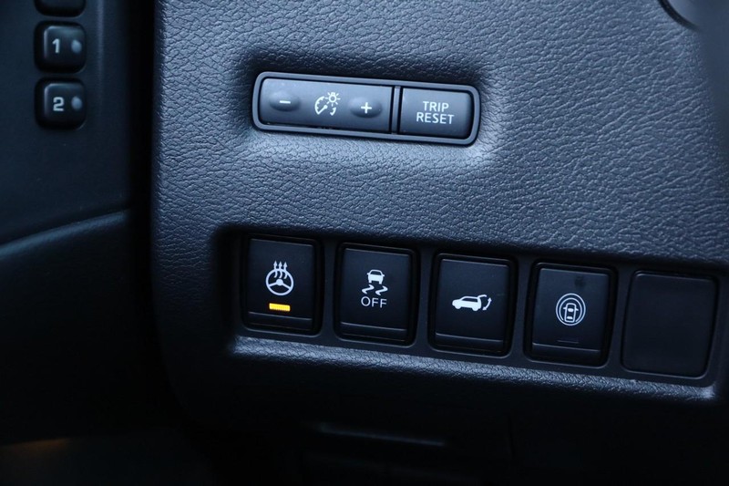 Nissan Murano Vehicle Image 21