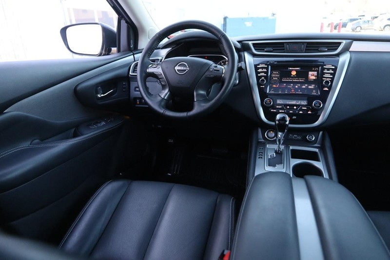Nissan Murano Vehicle Image 23