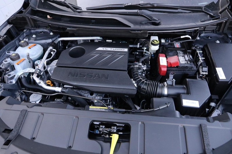 Nissan Rogue Vehicle Image 27
