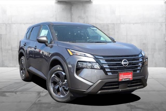 Nissan Rogue Vehicle Image 02
