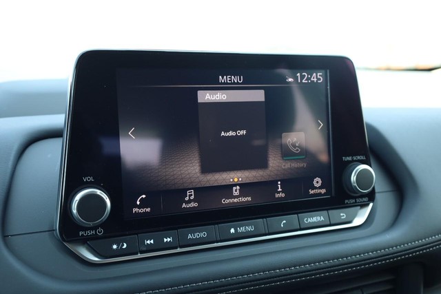 Nissan Rogue Vehicle Image 12