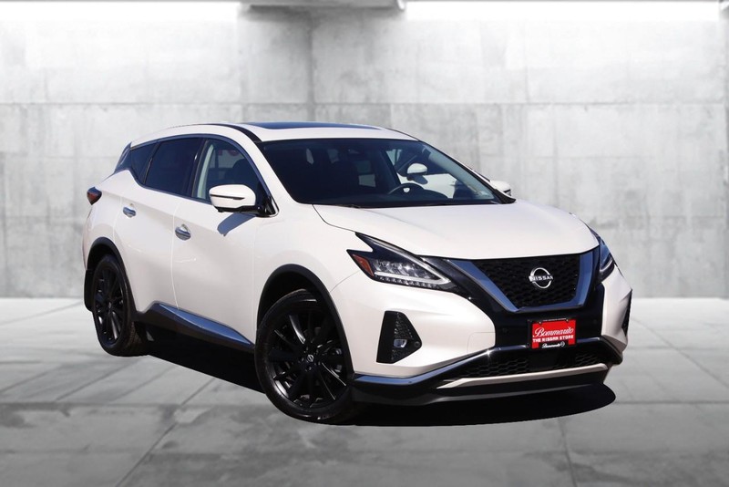 Nissan Murano Vehicle Image 02