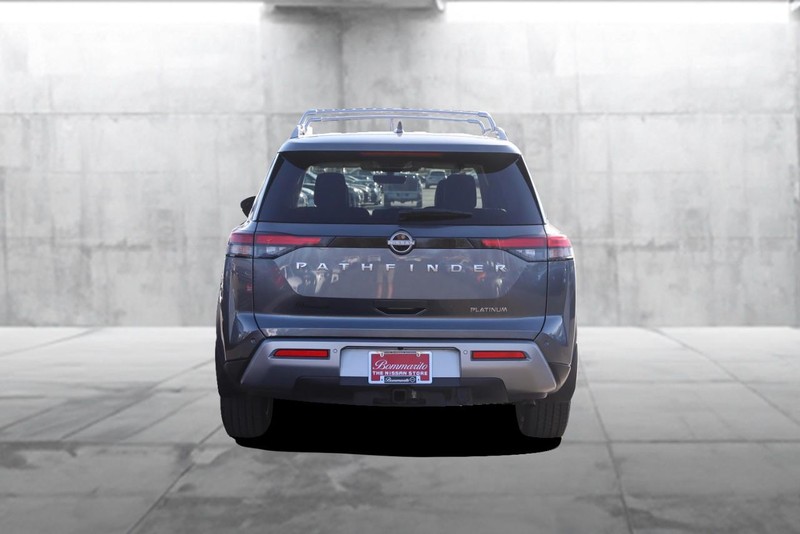 Nissan Pathfinder Vehicle Image 06