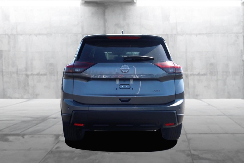 Nissan Rogue Vehicle Image 07