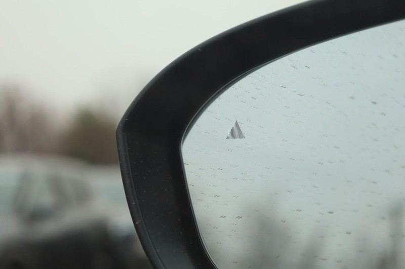 Nissan Rogue Vehicle Image 19