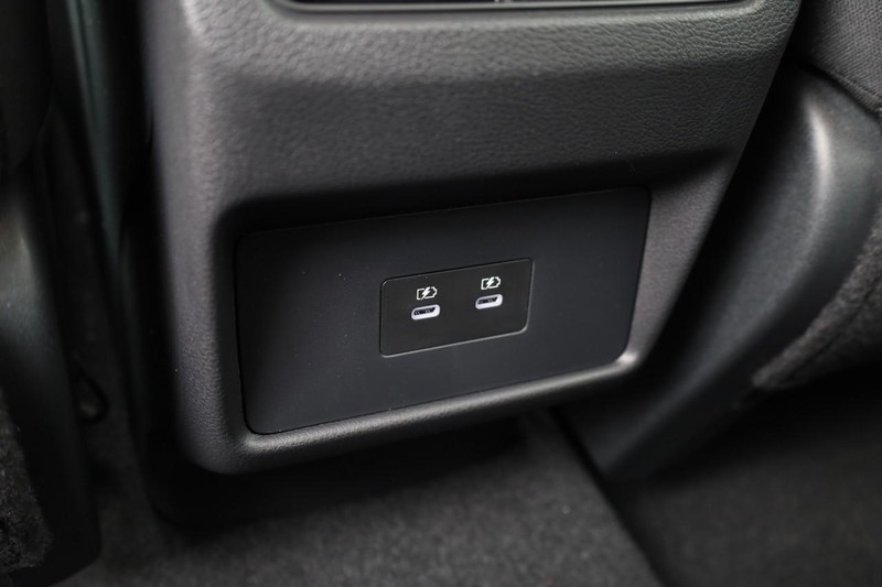 Nissan Rogue Vehicle Image 22