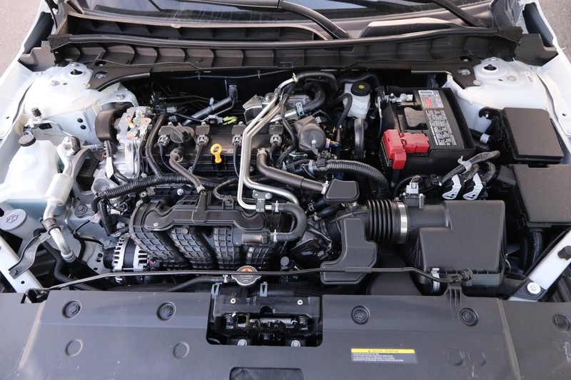 Nissan Altima Vehicle Image 26