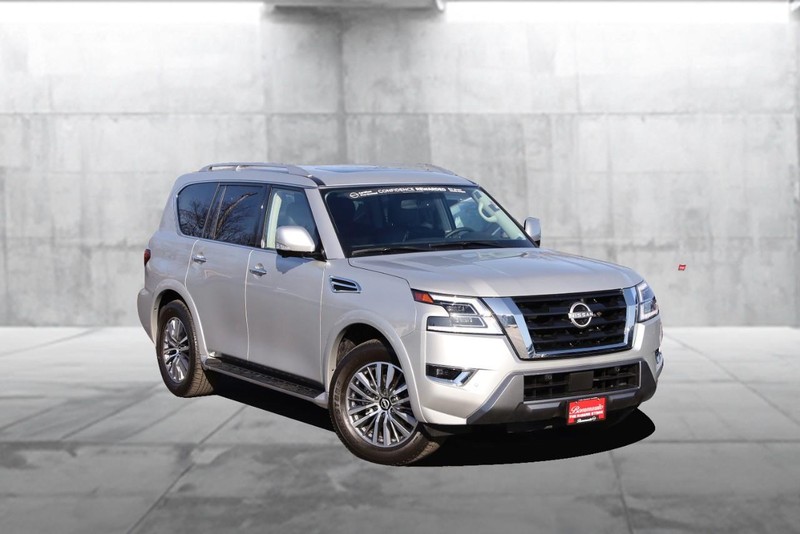 Nissan Armada Vehicle Image 02