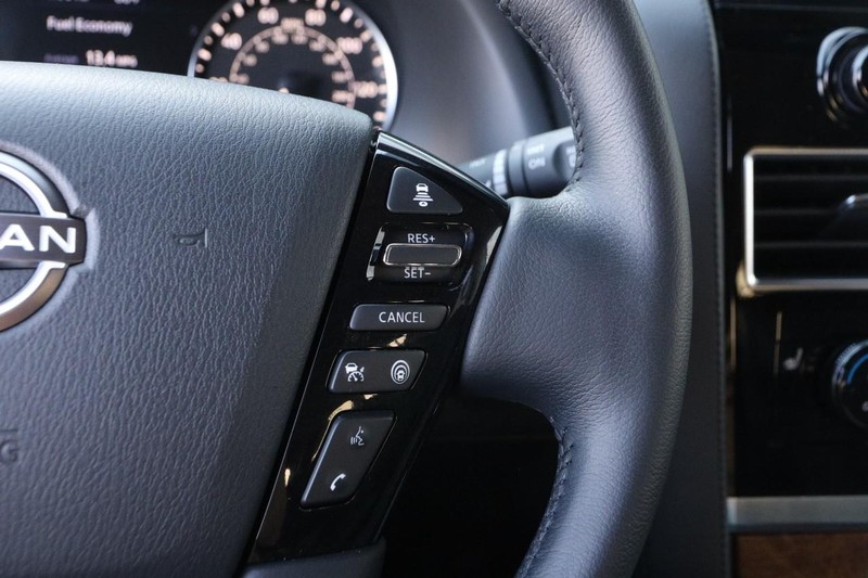Nissan Armada Vehicle Image 15