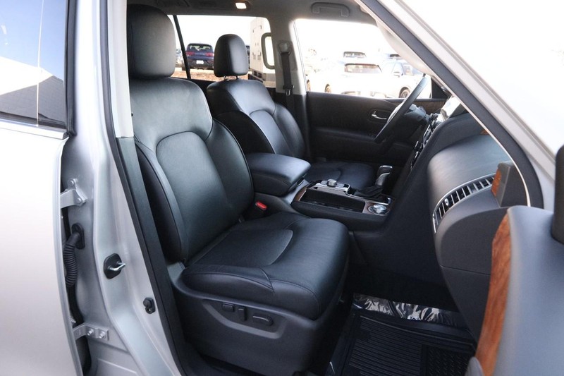 Nissan Armada Vehicle Image 29