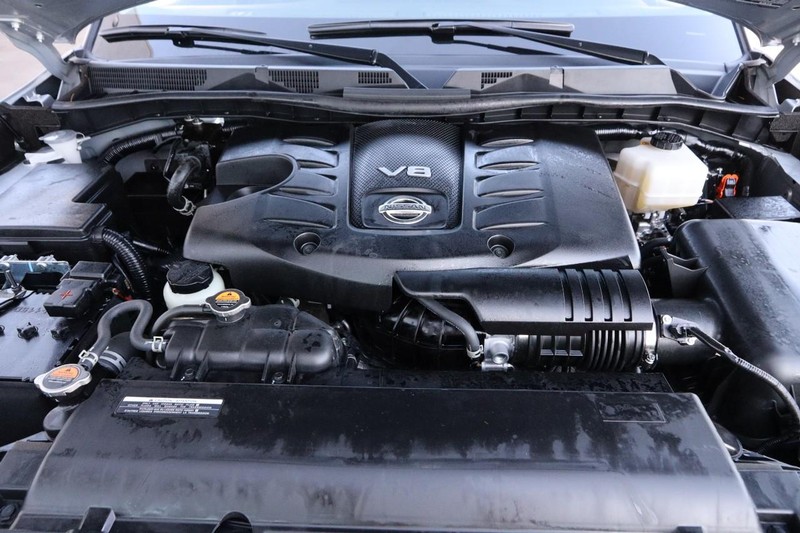 Nissan Armada Vehicle Image 30