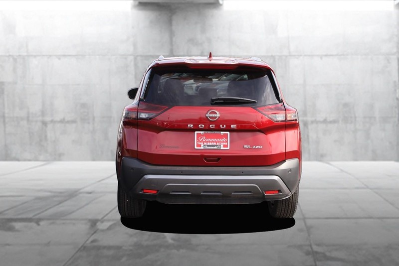Nissan Rogue Vehicle Image 06