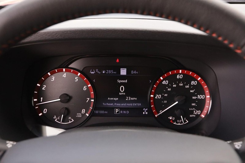 Nissan Frontier Vehicle Image 13