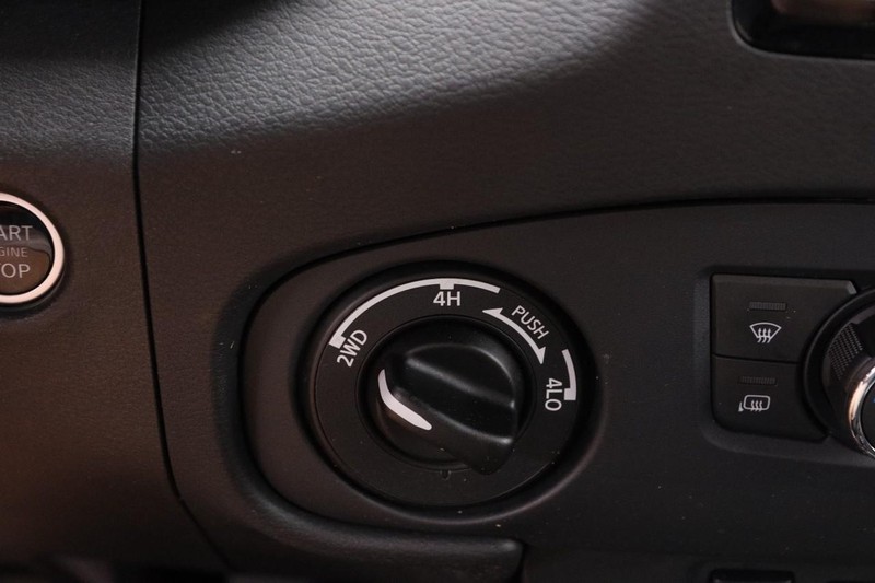 Nissan Frontier Vehicle Image 18