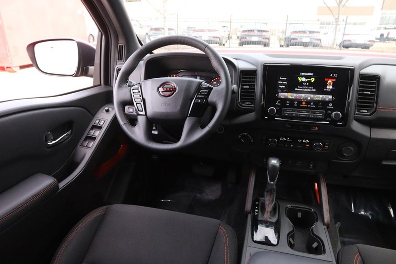 Nissan Frontier Vehicle Image 22