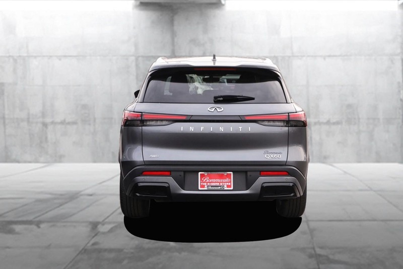 INFINITI QX60 Vehicle Image 05